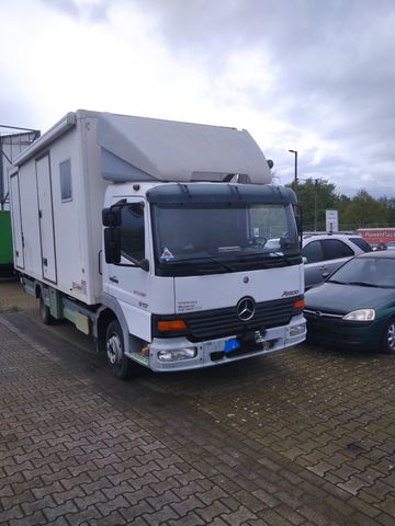 Mercedes-Benz Atego 817