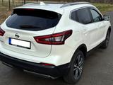 Nissan Qashqai 1.3 DIG-T 159PS N-CONNECTA | Pano | 360 - Nissan mit Benzin-Antrieb: Limousine, Schaltgetriebe