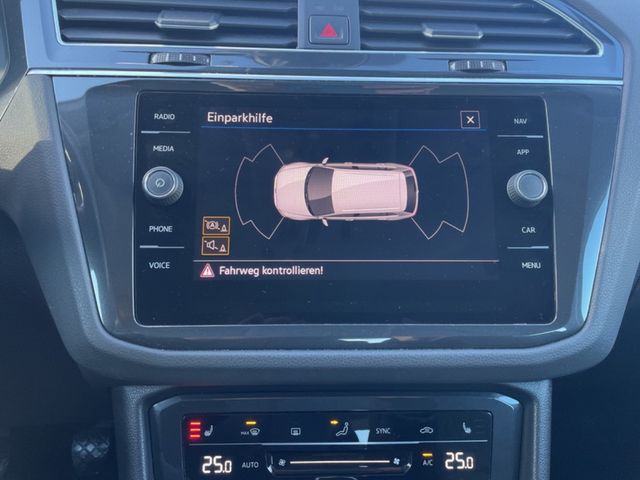 Volkswagen Tiguan 1.5 TSI Life NAVI ACC PDC SHZ LED ALU