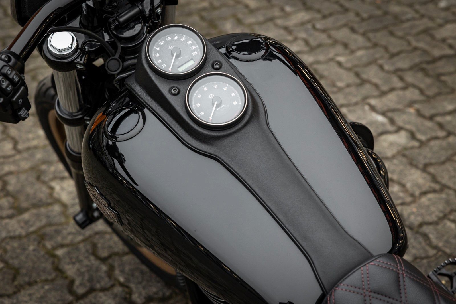 Fahrzeugabbildung Harley-Davidson FXDLS DYNA LOW RIDER S 110cui - CLUBSTYLE -