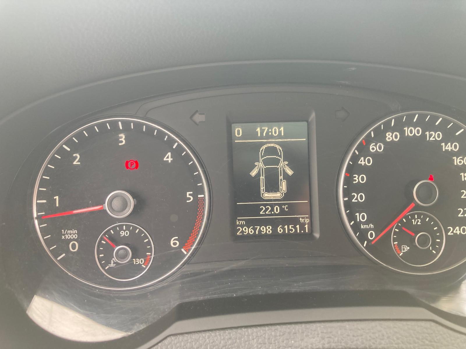 Volkswagen Sharan 2012 — photo 7