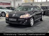 Renault Megane III Grandtour TomTom Edition|erst 32TKM - Renault Megane aus 2012 mit Benzin-Antrieb: Kombi