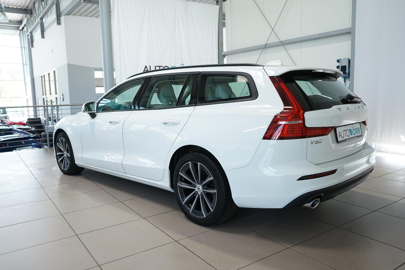 Volvo V60 B4 D Momentum Panorama+Lenkradhz+Memory+SHZ