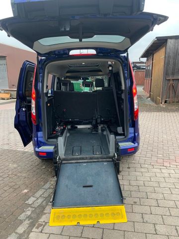 Ford Tourneo Connect Titanium