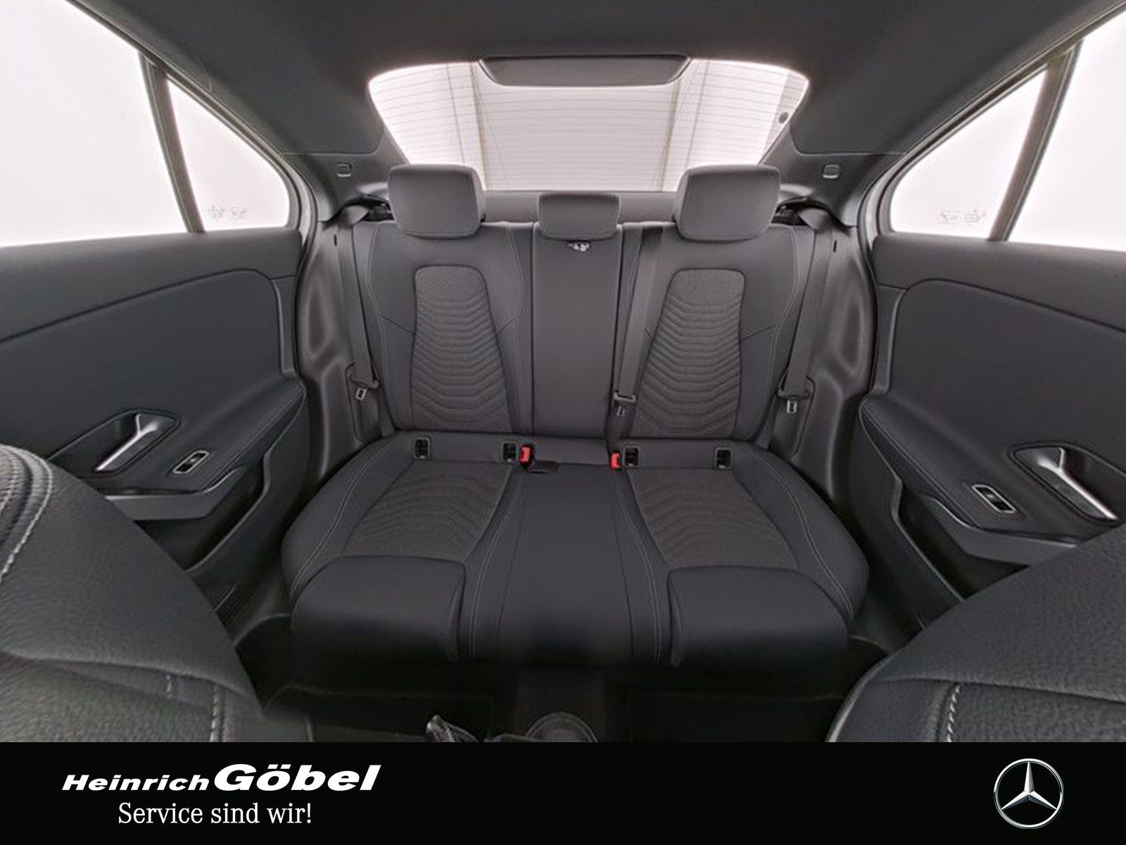 Fahrzeugabbildung Mercedes-Benz A 200 Lim. PROGRESSIVE+NIGHT+LED+KAMERA+CARPLAY