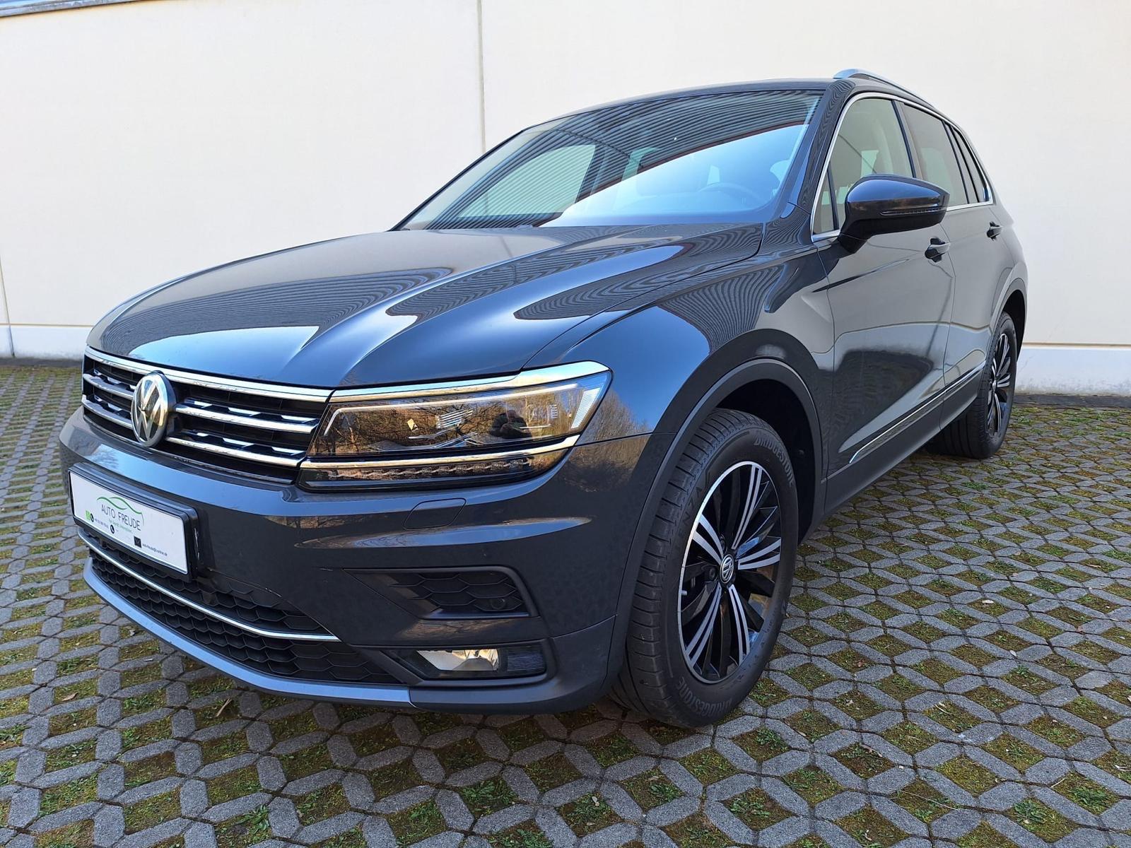 Volkswagen 2.0TDI DSG Highline  ACC LED Pano Digital