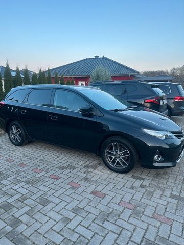 Toyota Auris Touring Sports 1.6 VM-I