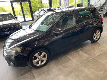 Volkswagen Golf VI Team *TEMPOMAT*SZHZ*KLIMA*PDC*