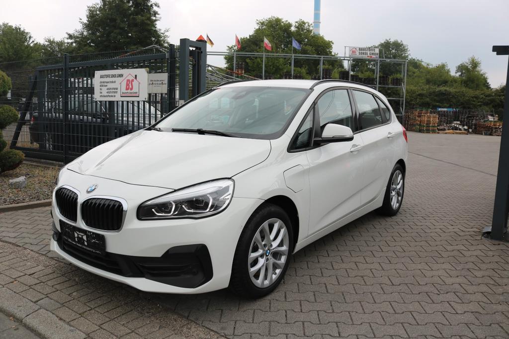 BMW 225