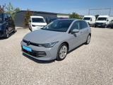 Volkswagen Golf Life TSi incl. Winterräder 8x Fach bereift - Tageszulassungen mit Benzin-Antrieb: Limousine