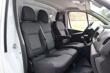 Renault Trafic - 6
