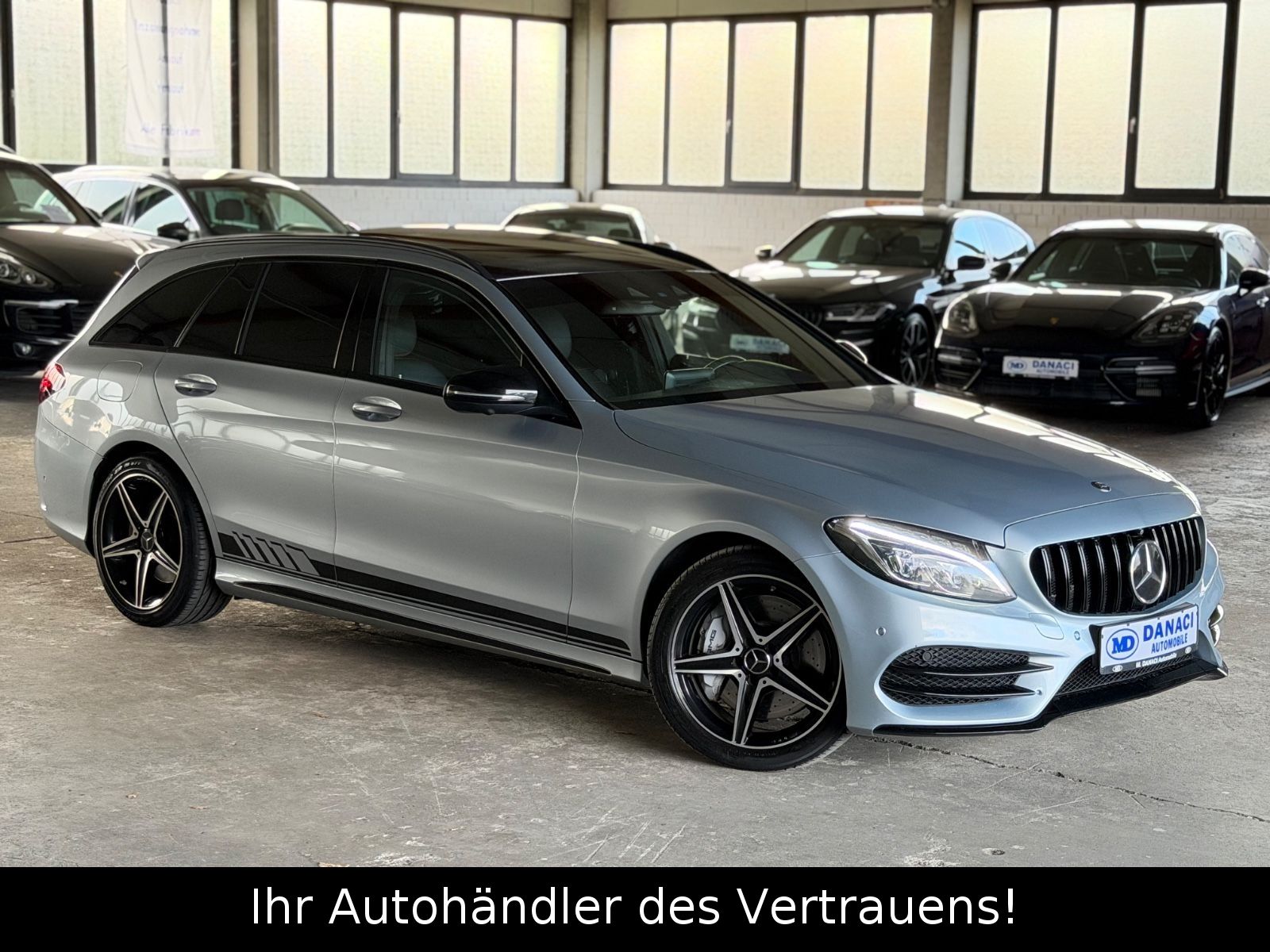 MERCEDES-BENZ C 43 AMG 4Mtc/Pano/Burmester/360*Kam/Distronic
