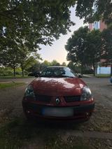 Renault Clio 1.2 2003 klima TÜV 03/2027 - Renault Clio: Sportwagen
