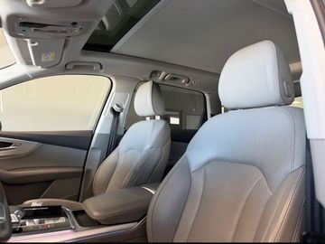 Audi Q7 - 11