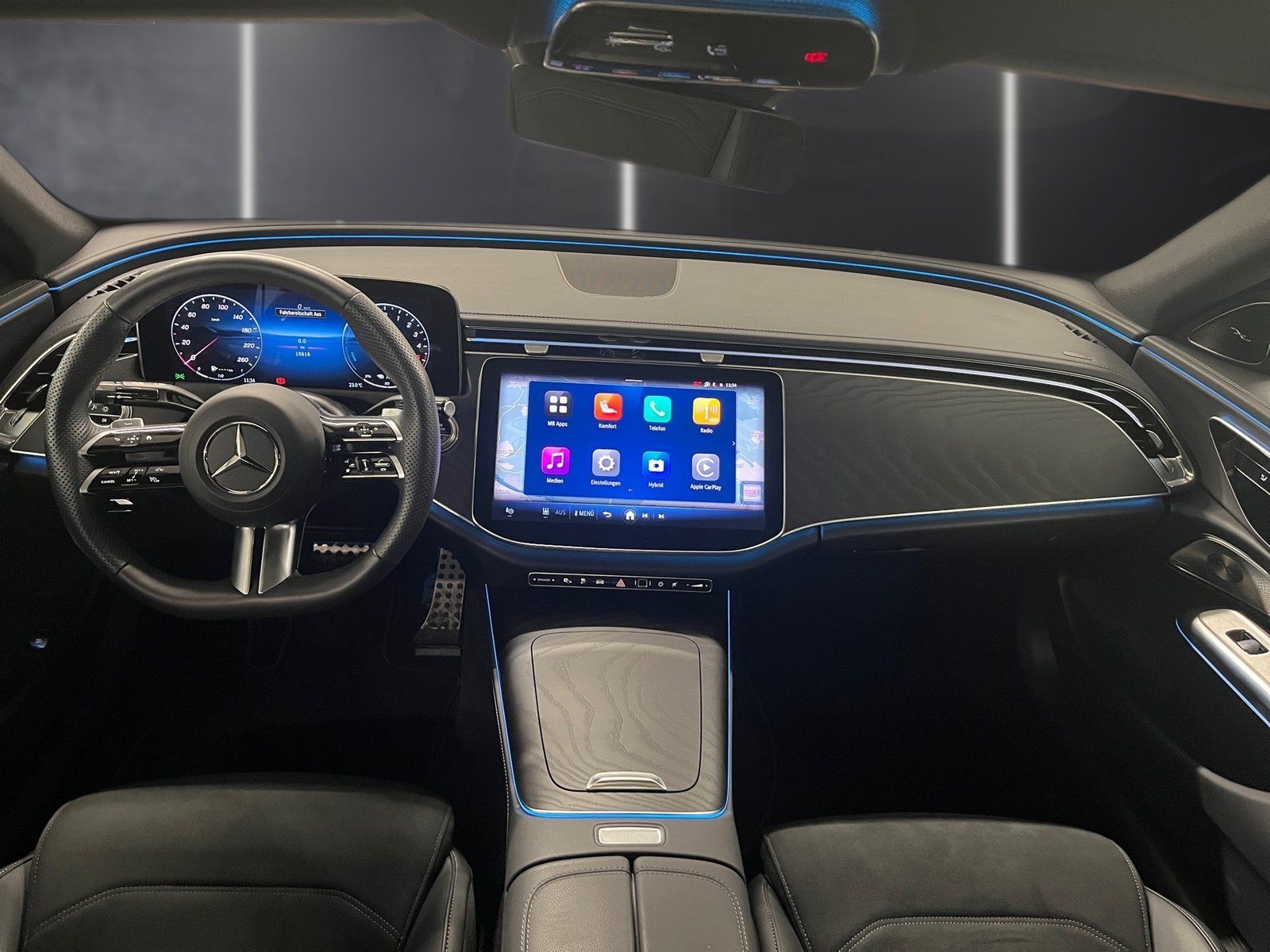 Fahrzeugabbildung Mercedes-Benz E 300 de AMG*Distronic*360*Pano*Burmester*Totwin