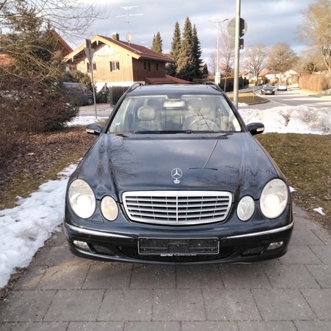 Mercedes-Benz E 350 E -Klasse T-Modell E 350 T 4Matic