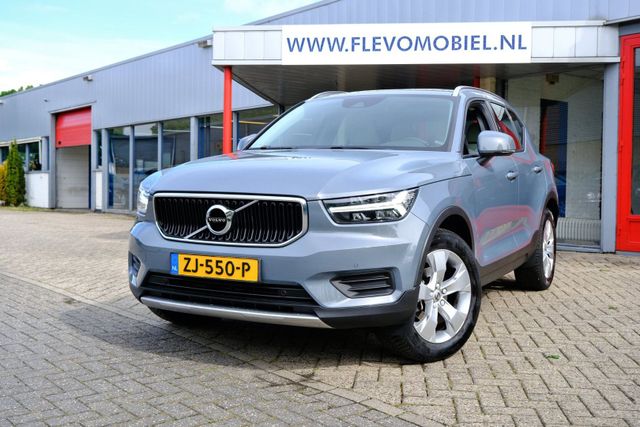 VOLVO XC 40
