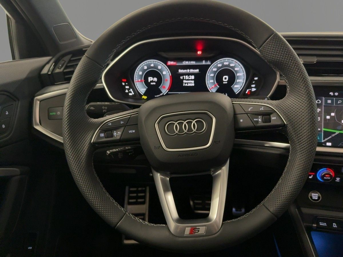 Audi Q3 - Bild 13