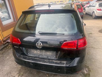 Volkswagen Golf - 4