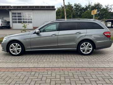 Mercedes E 300 - 4
