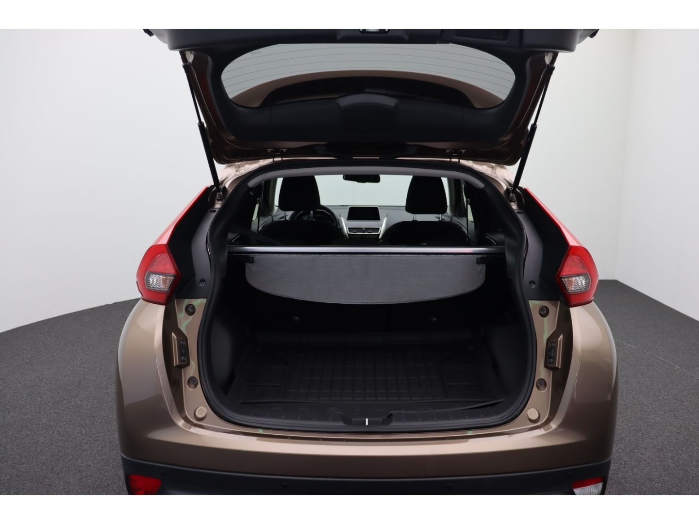 Fahrzeugabbildung Mitsubishi Eclipse Cross 1.5 Diamant Edition 2WD AppleCP