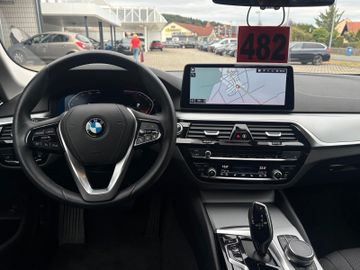 BMW 520 - 11