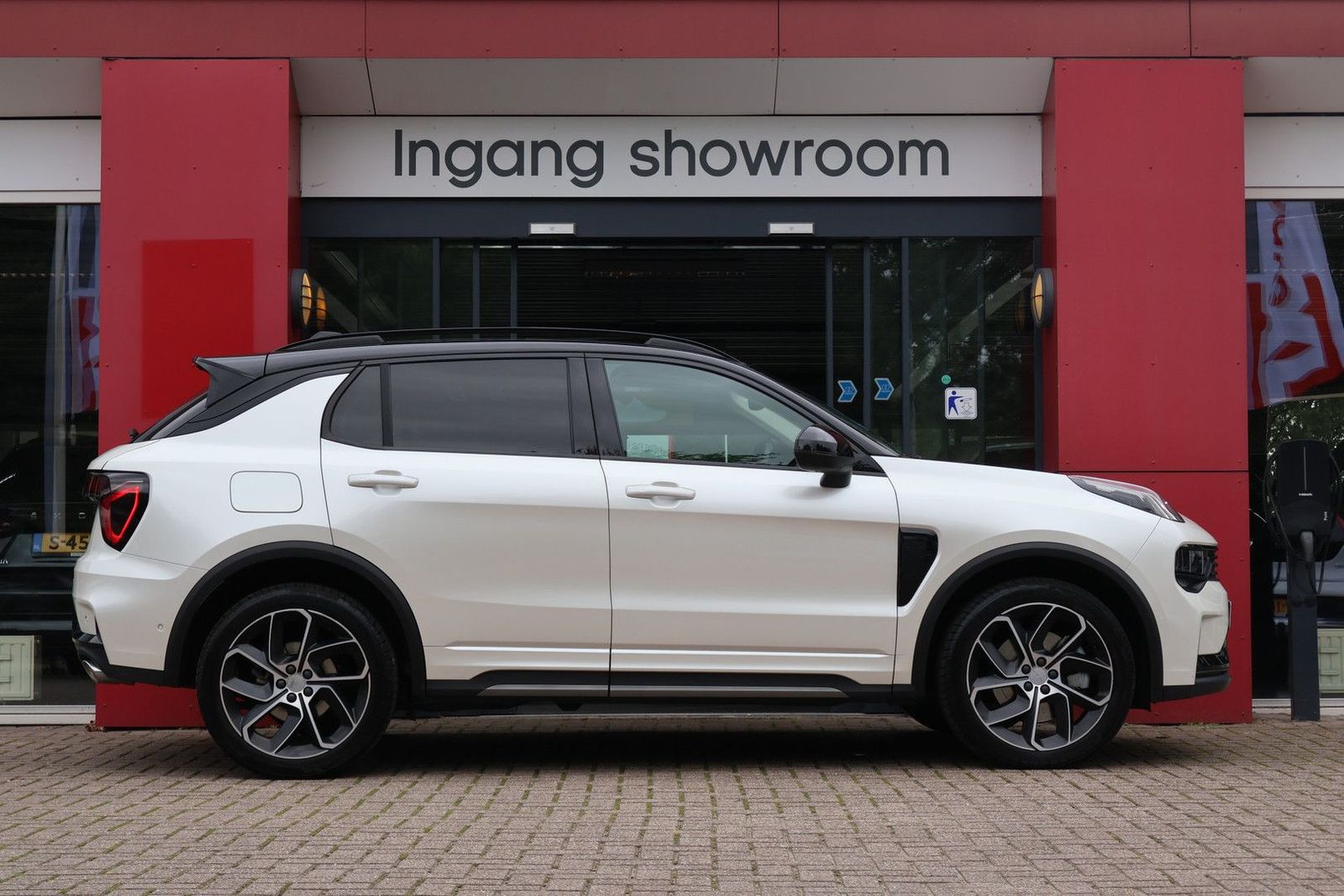 Lynk&Co 01 1.5 | White Edition | Panoramadak | ACC | Cam imagem 3