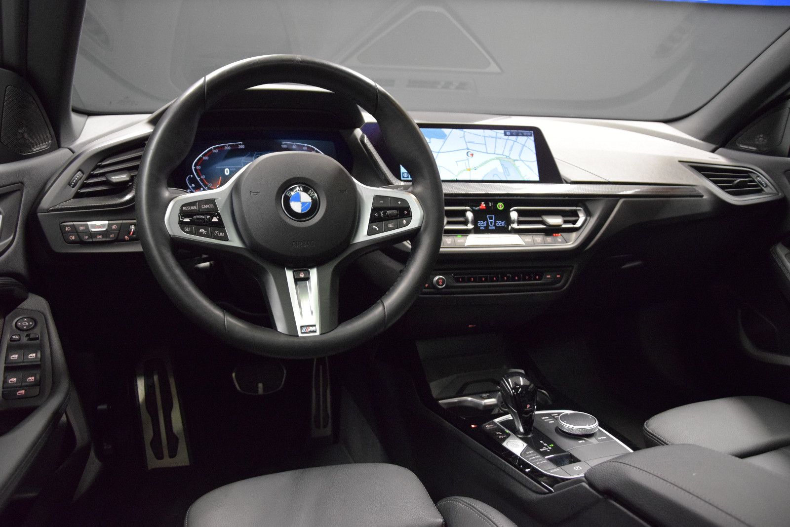 Fahrzeugabbildung BMW 218 i Gran Coupé M Sport H&k Pano HuD Leder ACC