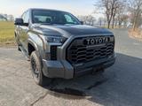 Toyota TRD Pro i-Force Max CrewMax 5´5 Bed 3.5l - graue Toyota Tundra