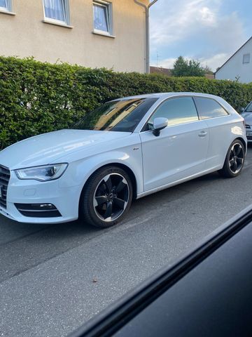 Audi A3 1.4 TFSI S line Sportback S line