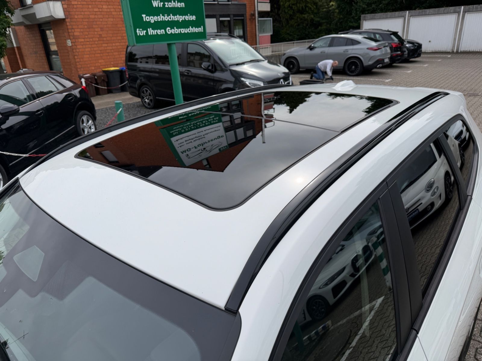 Fahrzeugabbildung BMW X1 23 d xDrive PANO TOTWINKEL KAMERA LEDER LED