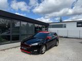 Ford Focus 1.5 ST-LINE Turnier Sport*Tempomat* - Ford Focus: Turnier Sport