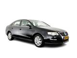 Volkswagen Passat 2.0 FSI Highline Aut. *NAVI-FULLMAP | LEA - Volkswagen Passat aus 2006: Highline
