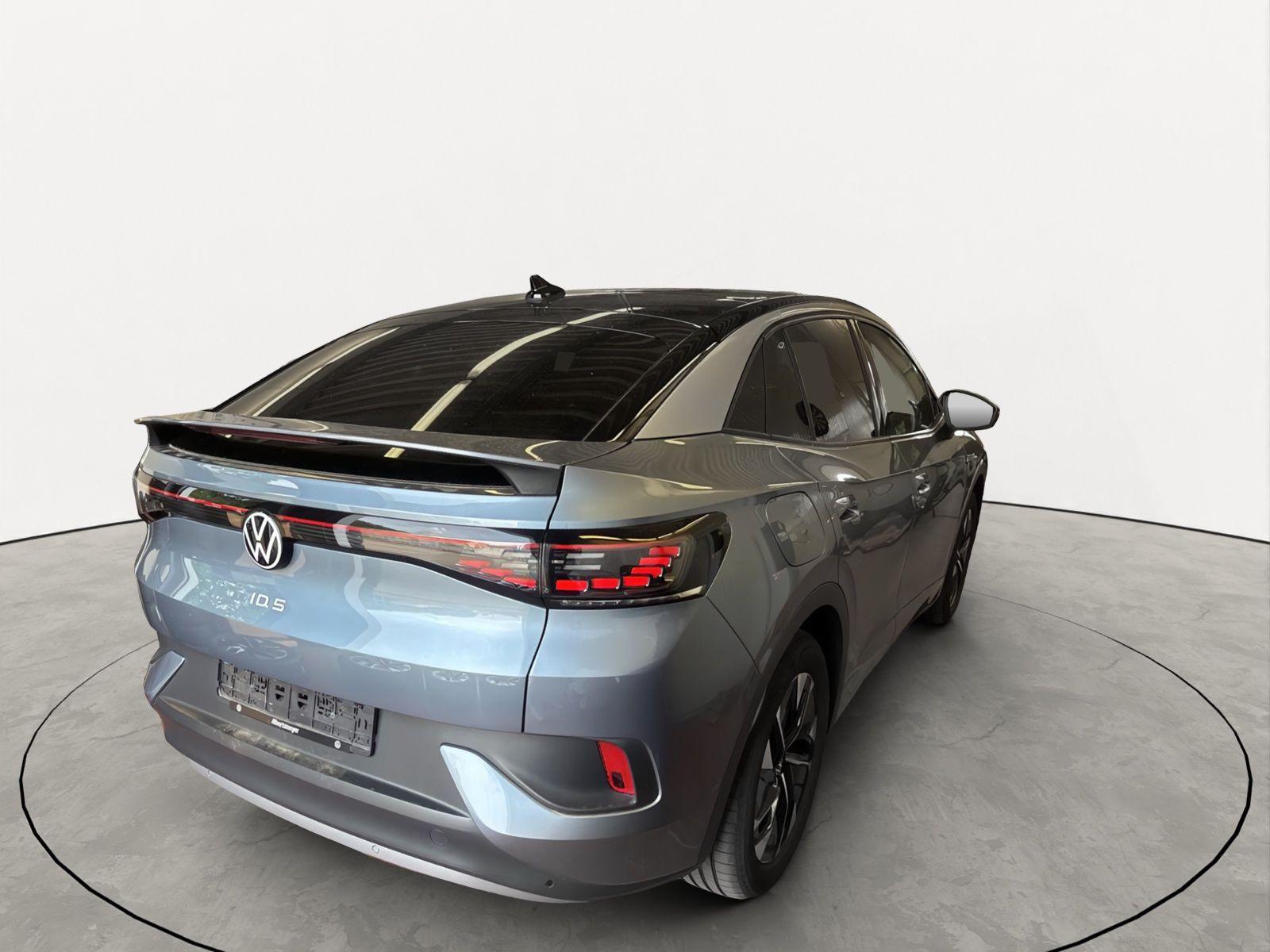 Volkswagen ID.5 Pro Performance Pano+AHK+Matrix+RFK+Navi+Ap