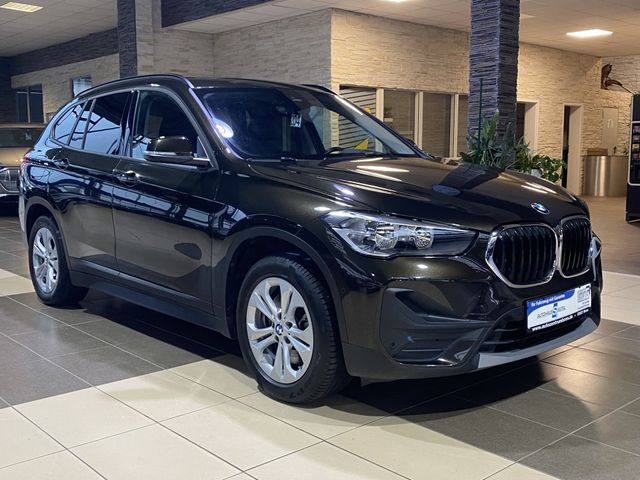 BMW X1 xDrive 25e*Advantage*AHK*ACC*Navi*Pano*DAB*