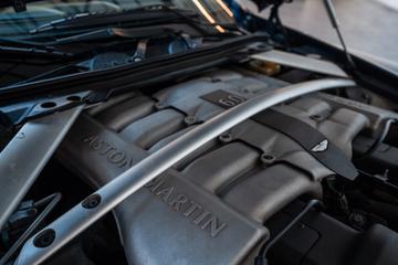 2004 Aston Martin DB9 缩略图 46