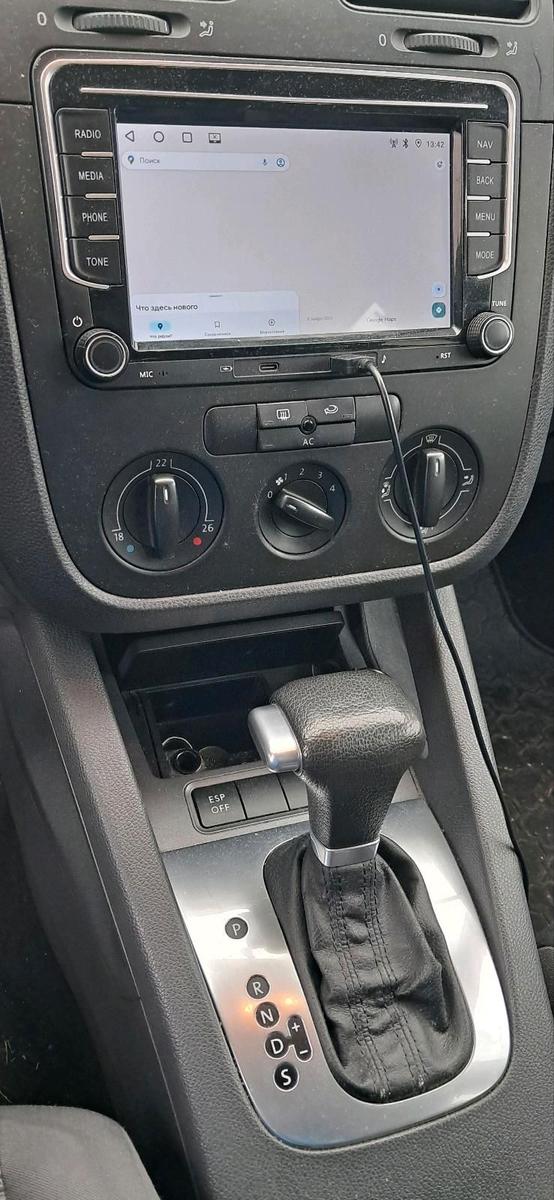 Volkswagen Golf 2008 — photo 11