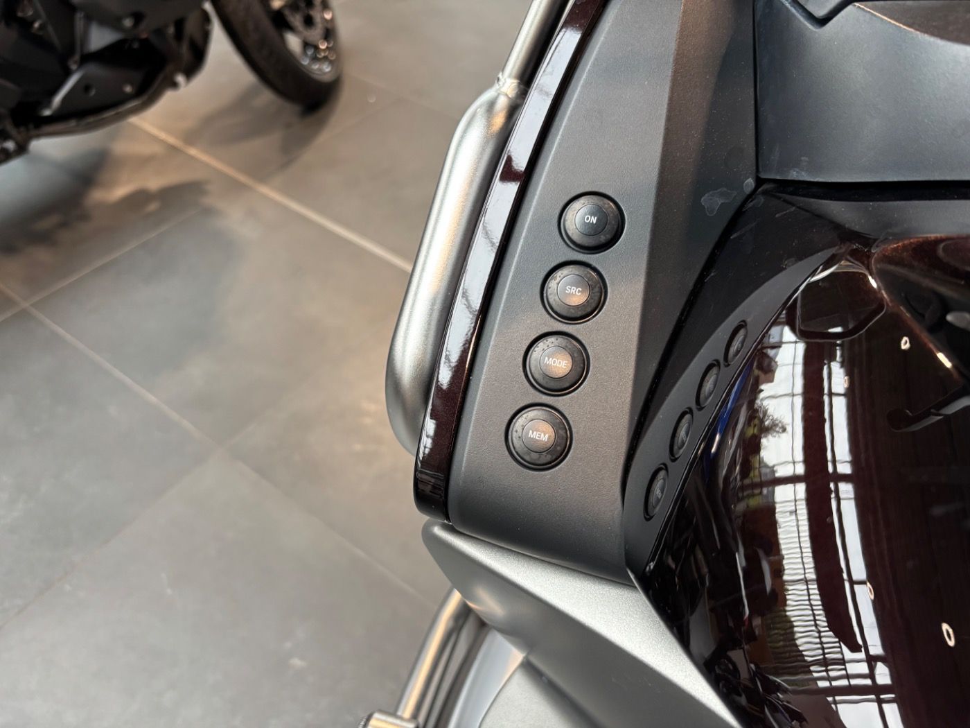 Fahrzeugabbildung BMW R 1200 RT 3 Pakete