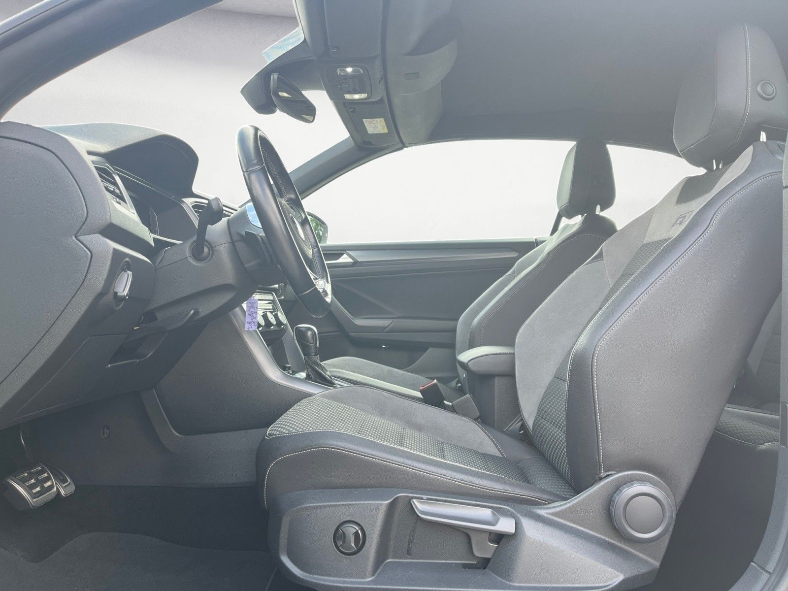 Volkswagen T-Roc - Bild 8