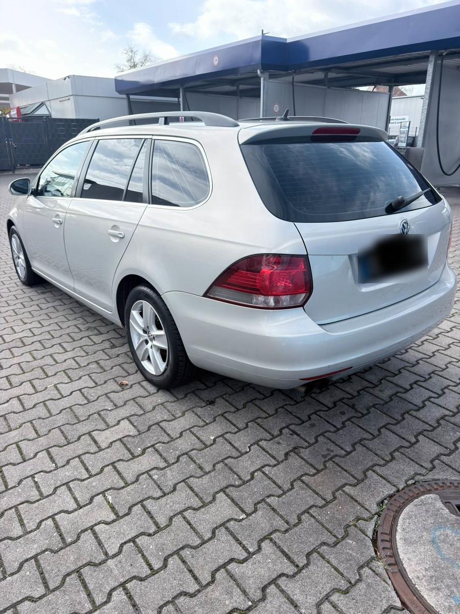 Volkswagen Golf 2010 — photo 8