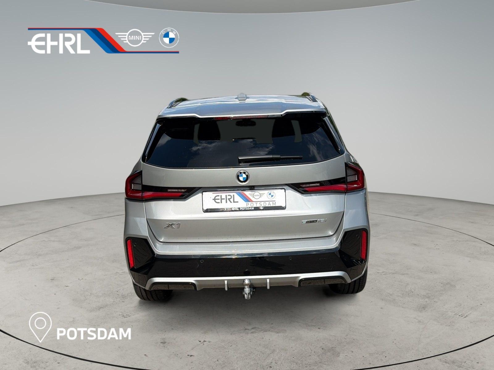 BMW X1 sDrive18i M Sportpaket | AHK PANO RFK HIFI BT