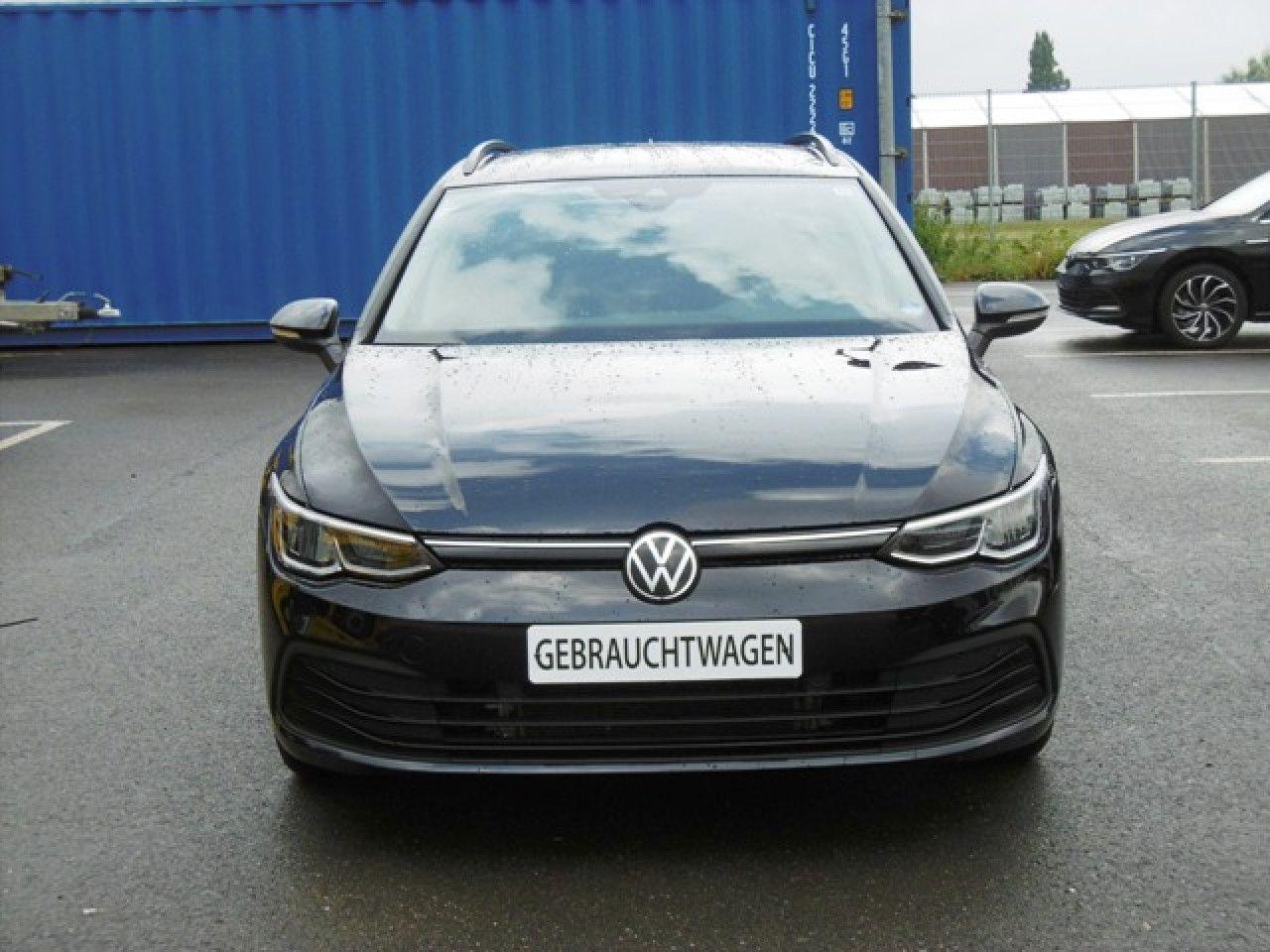 Volkswagen Golf VIII Variant 2.0 TDI Life Bluetooth Navi