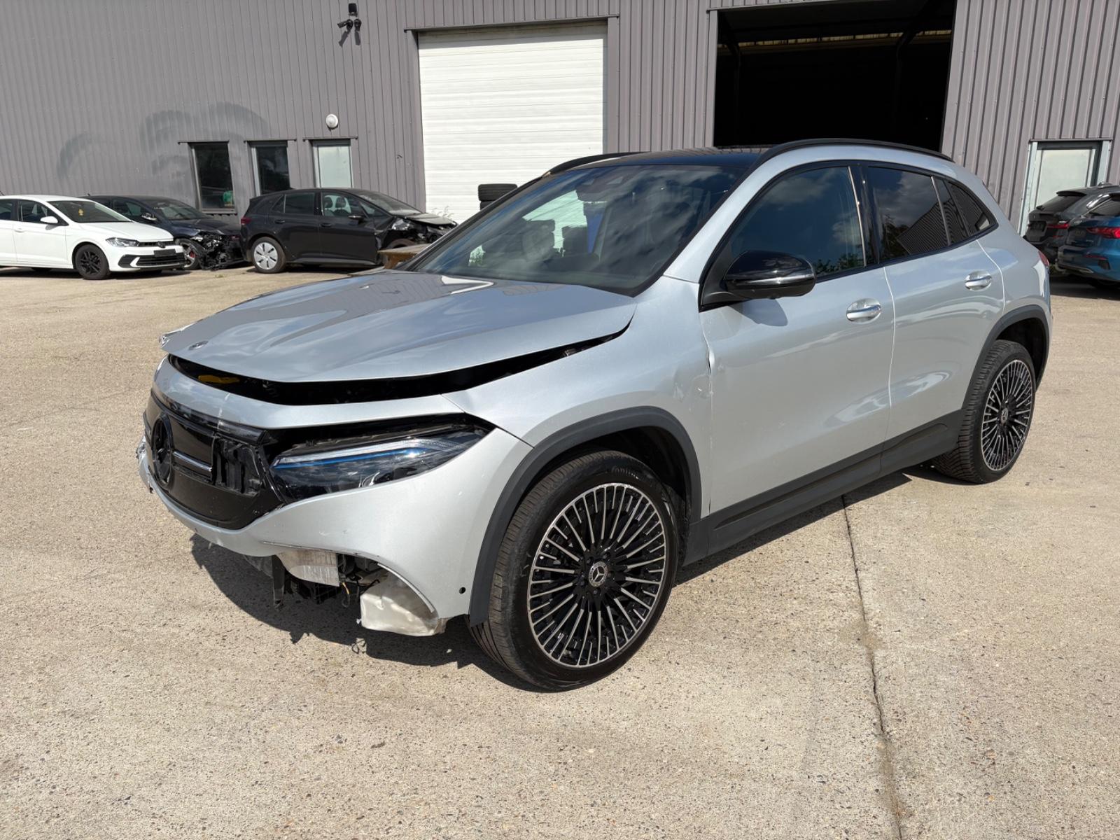 Mercedes-Benz EQA 250+ AMG PAKET