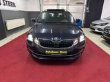 Skoda Octavia Combi L&K 4x4*Pano*Kamera*LED*Carplay* - Skoda Octavia mit Diesel-Antrieb: Kombi, Combi L K