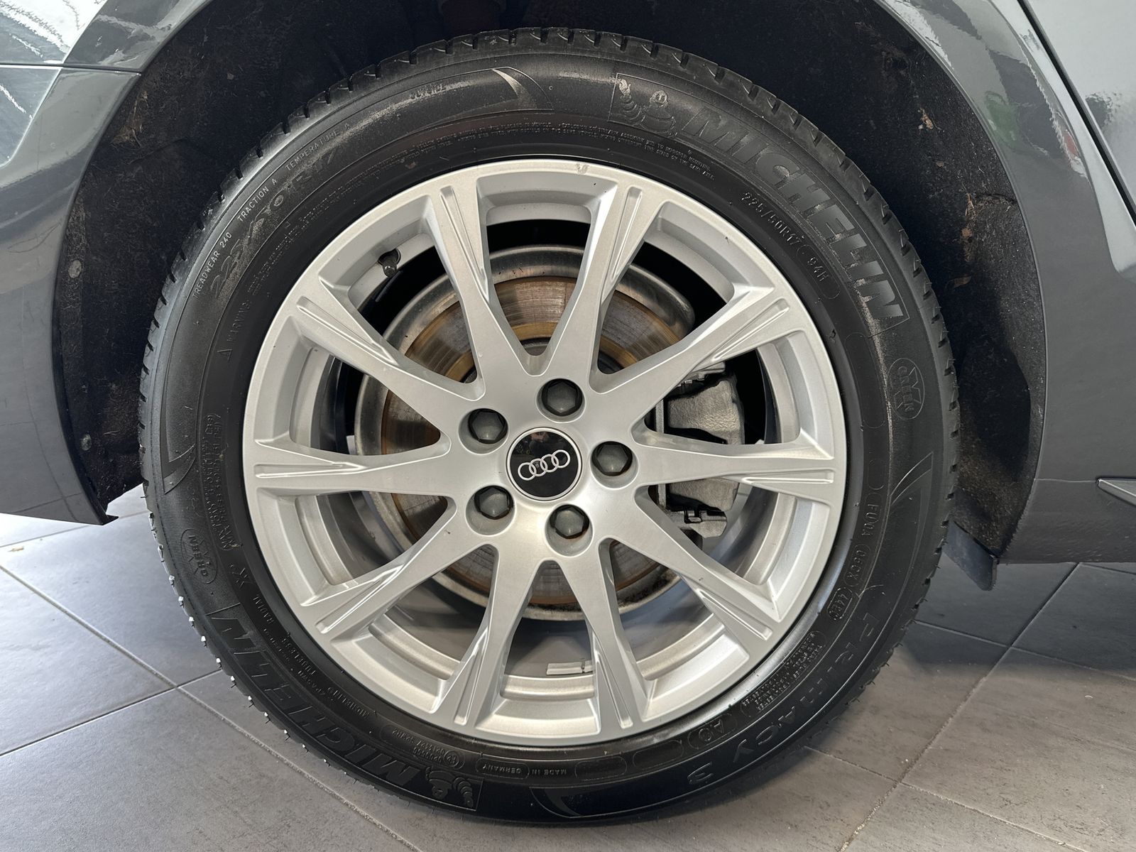 Fahrzeugabbildung Audi A4 Avant 35 TDI Advanced NAV+LED+ACC+HUD+DAB+1HD