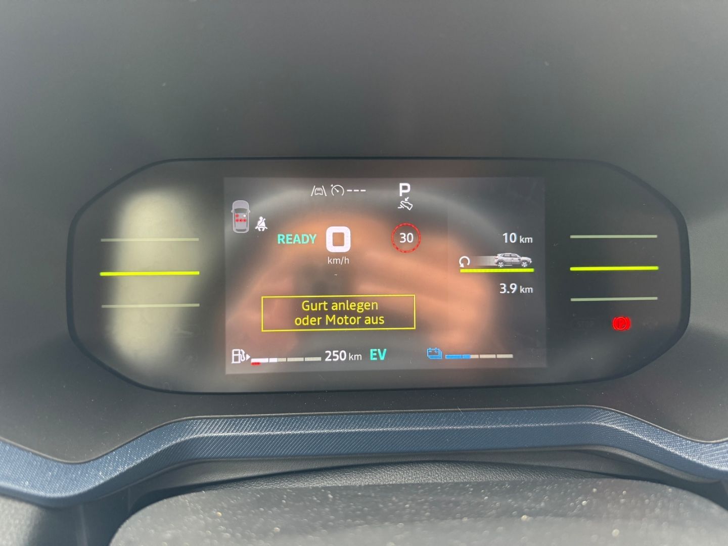 DACIA Duster III Hybrid 140 1.6 E-TECH Journey  AHK +V - Image 18