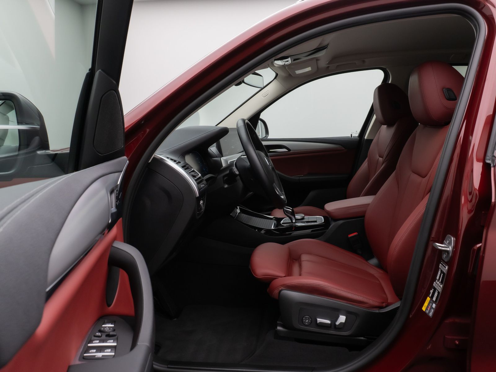 Fahrzeugabbildung BMW X3 xD30e Laser 360° HUD DAB HiFi Komfort Sport