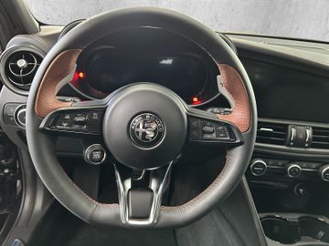 Alfa Romeo Giulia MY24 Intensa 280 PS AT8 Q4 HARMAN KARDON