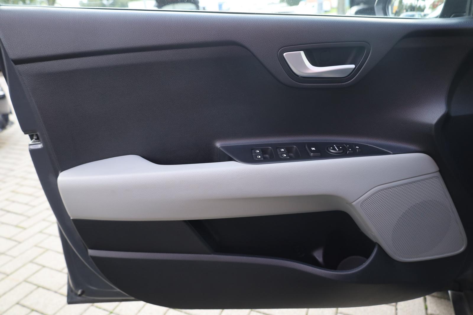 Kia Stonic 1.0 T-GDI Spirit LED Navi AHK Sitzheizung, миниатюра 29