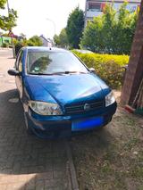 Fiat Punto 1.2 - Fiat Punto Gebrauchtwagen in Krefeld